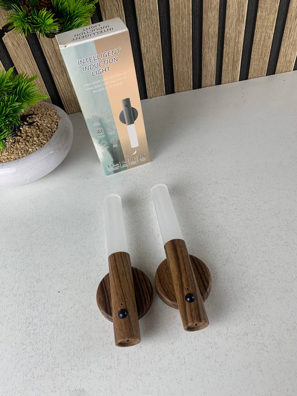 Pack of 2 magnetic motion sensor wall lights rechargeable