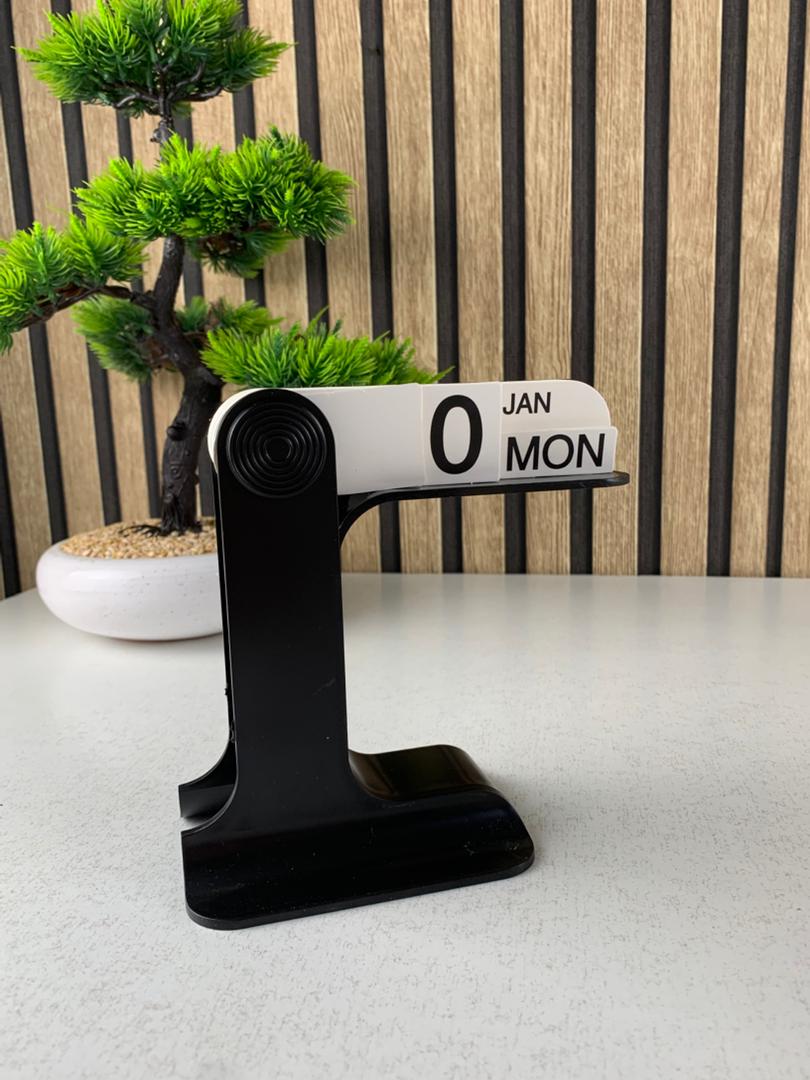 تقويم دائم بتصميم الرباط للديكور الداخلي