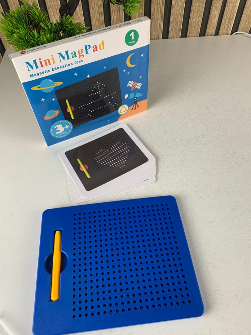 Magnetic drawing board for kids with pen