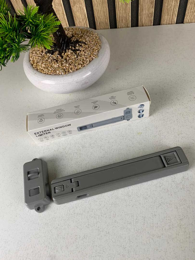 Child safety window lock