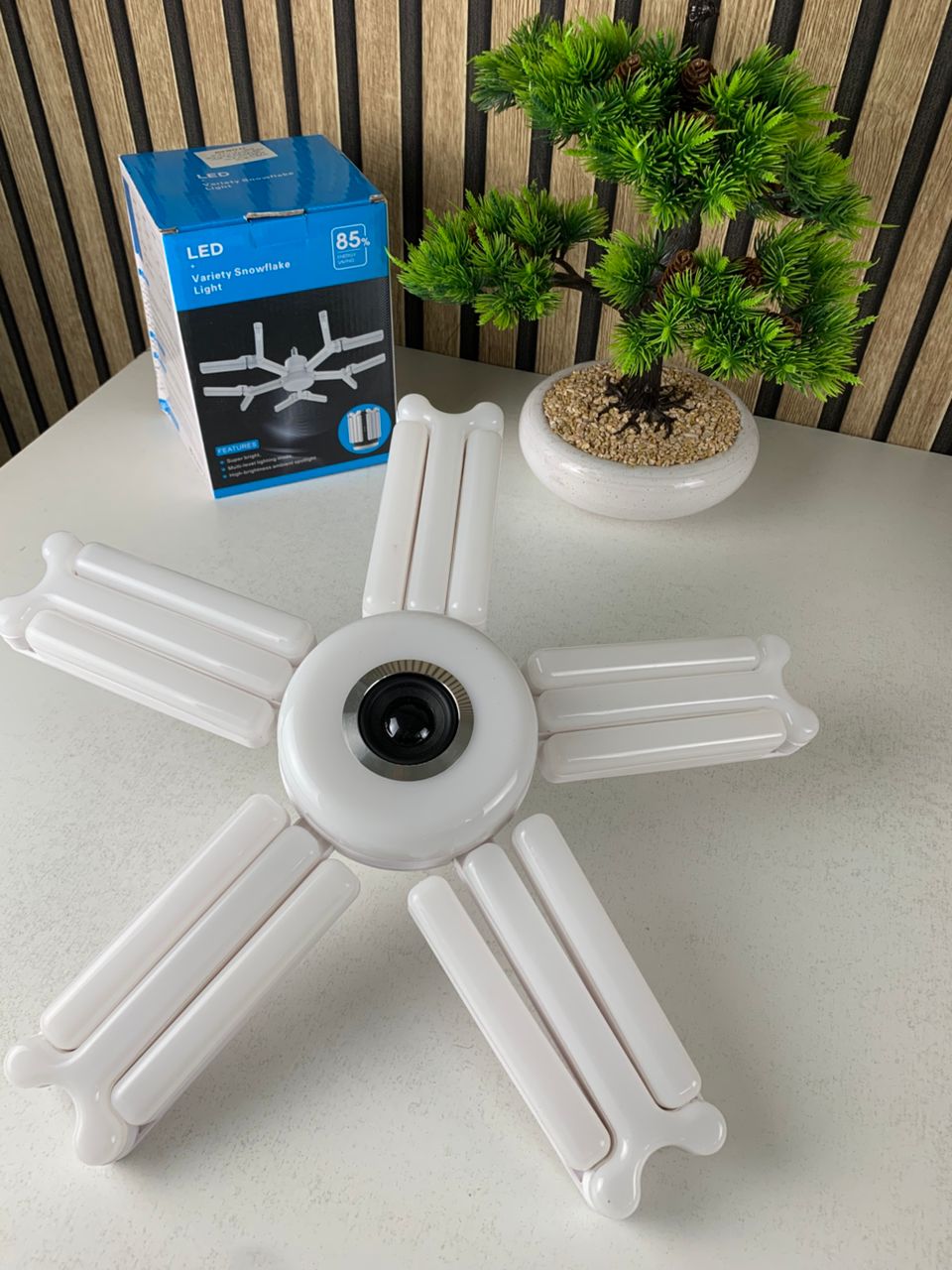 مصباح LED قابل للطي ببرغي 6500 كلفن
