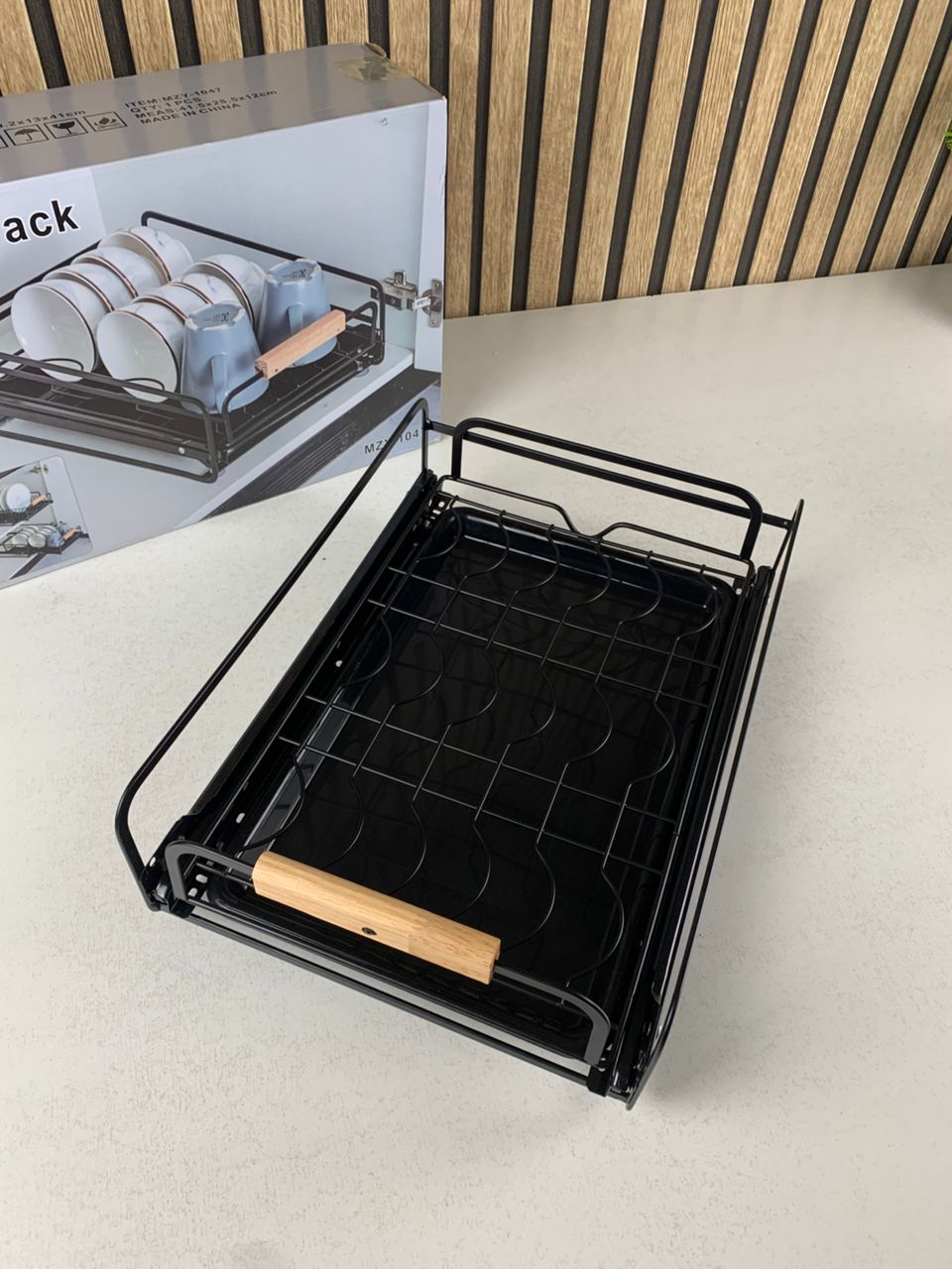Kitchen dish rack with wooden handles