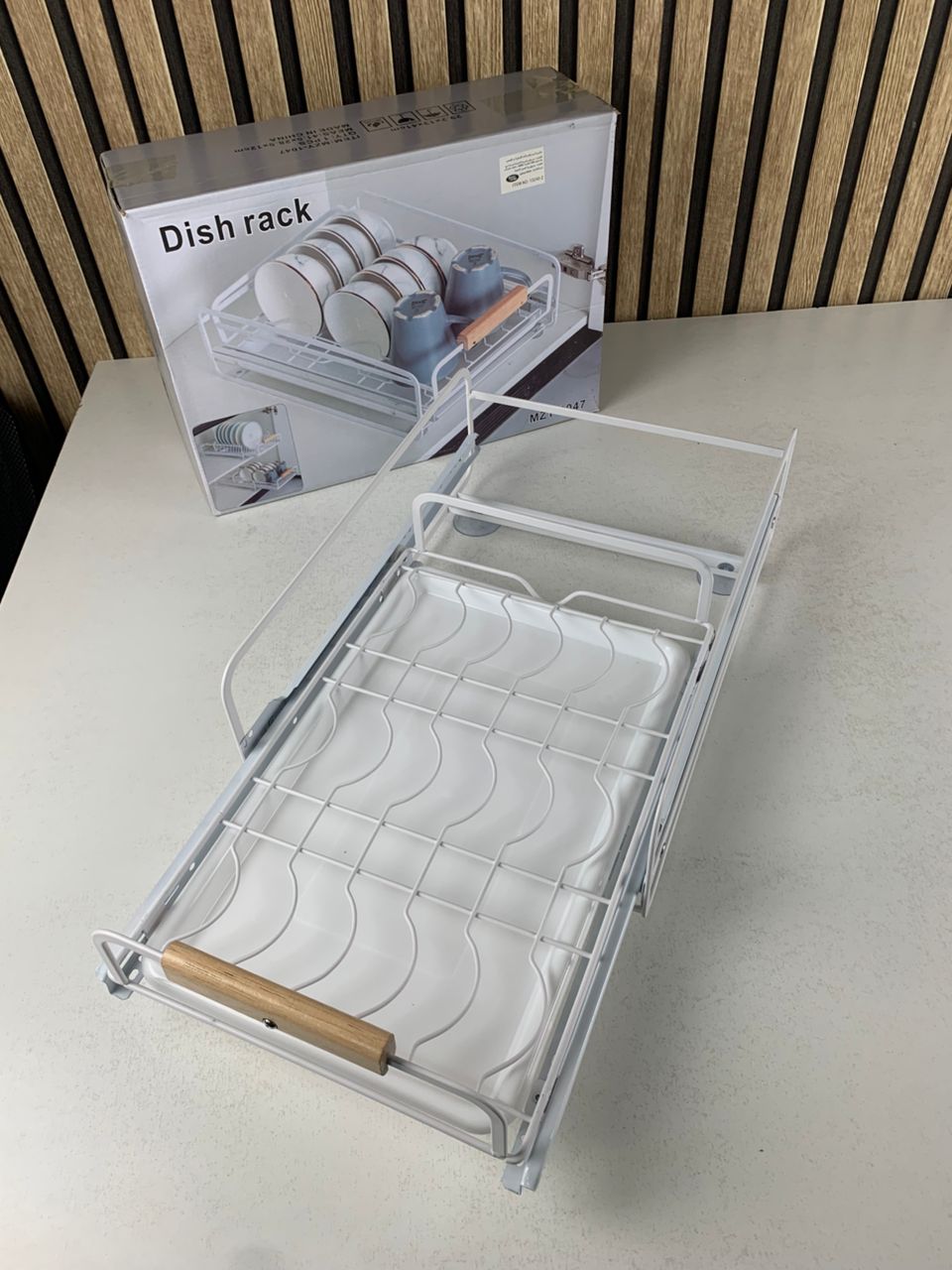 Kitchen dish rack with wooden handles
