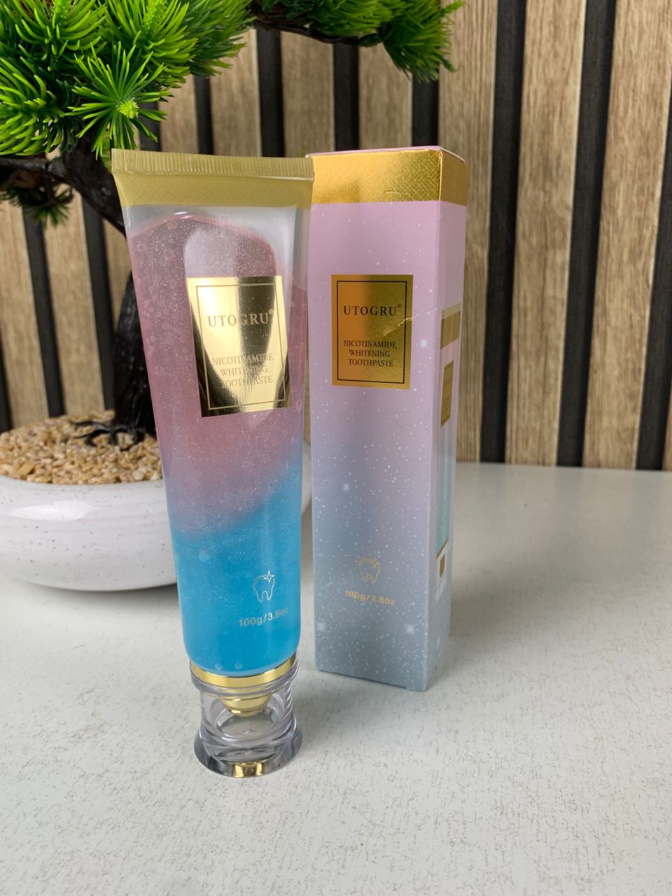 UTOGRU Niacinamide Triple Action Whitening Toothpaste