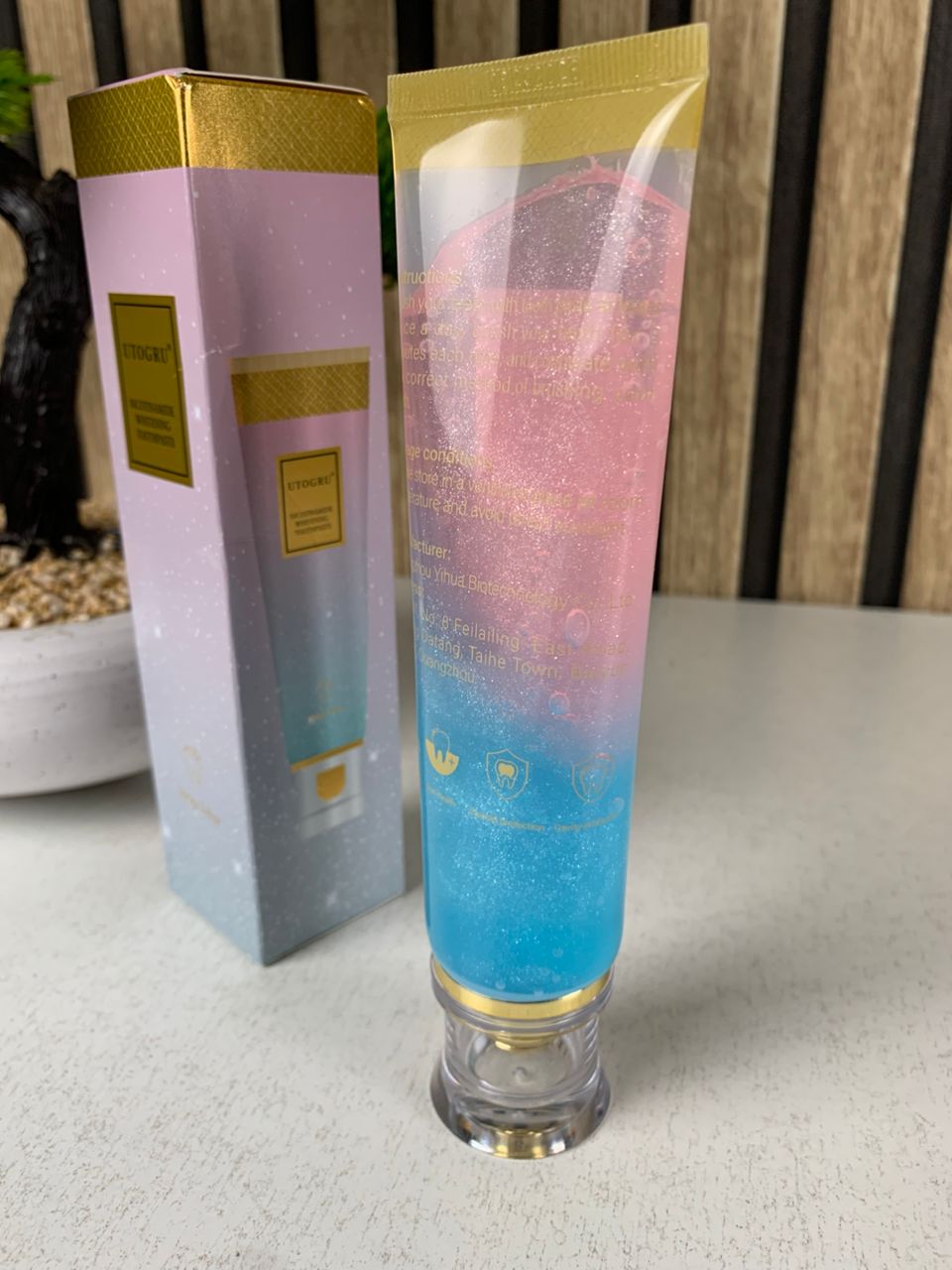 UTOGRU Niacinamide Triple Action Whitening Toothpaste