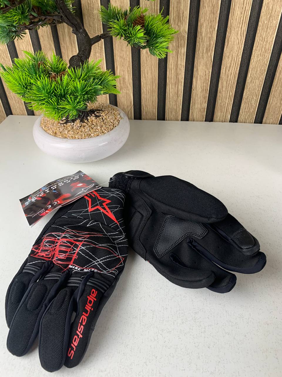 قفازات دراجة نارية Alpinestars MM93 Losail V2 تعمل باللمس