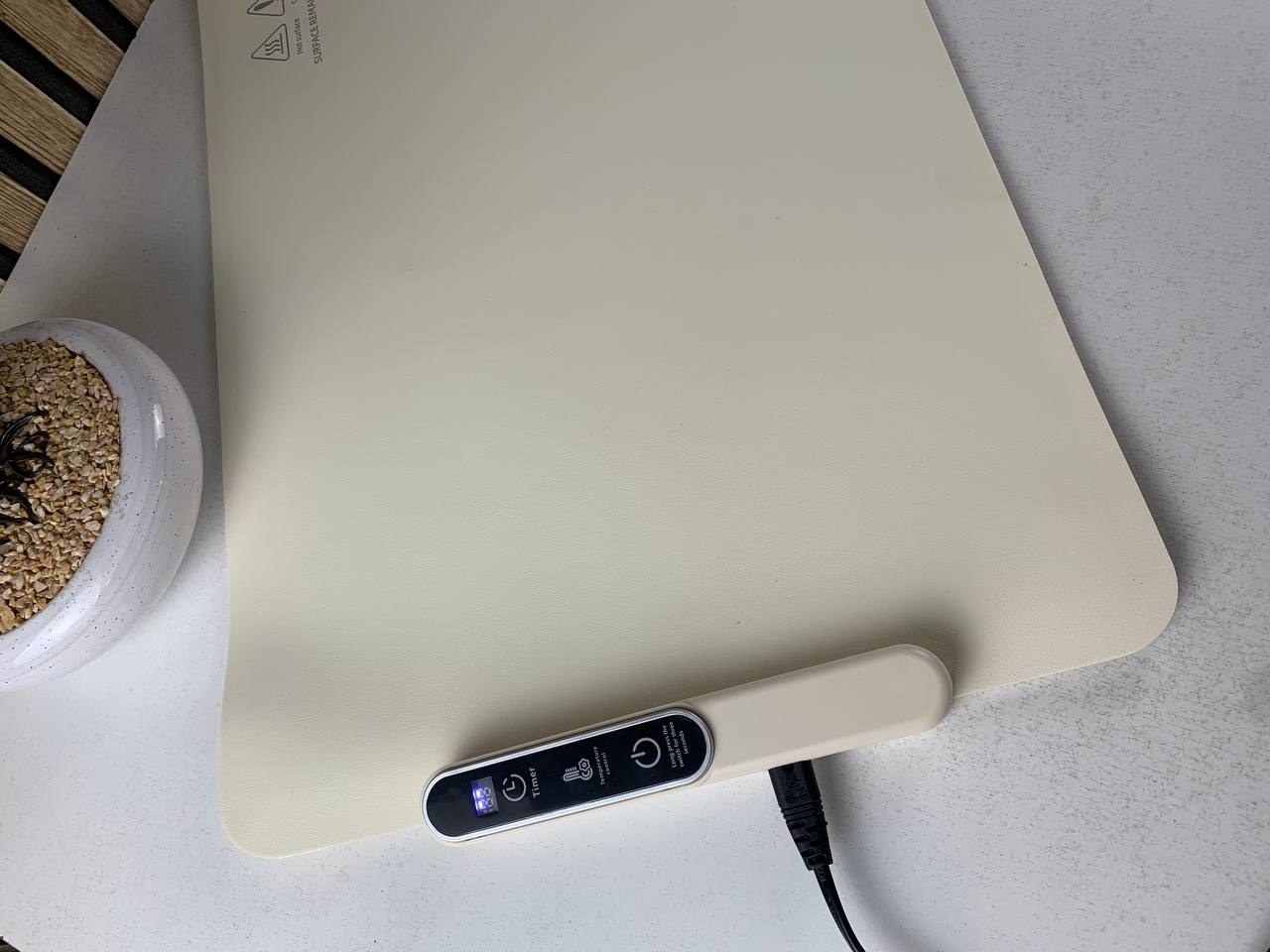 Adjustable silicone food warming mat
