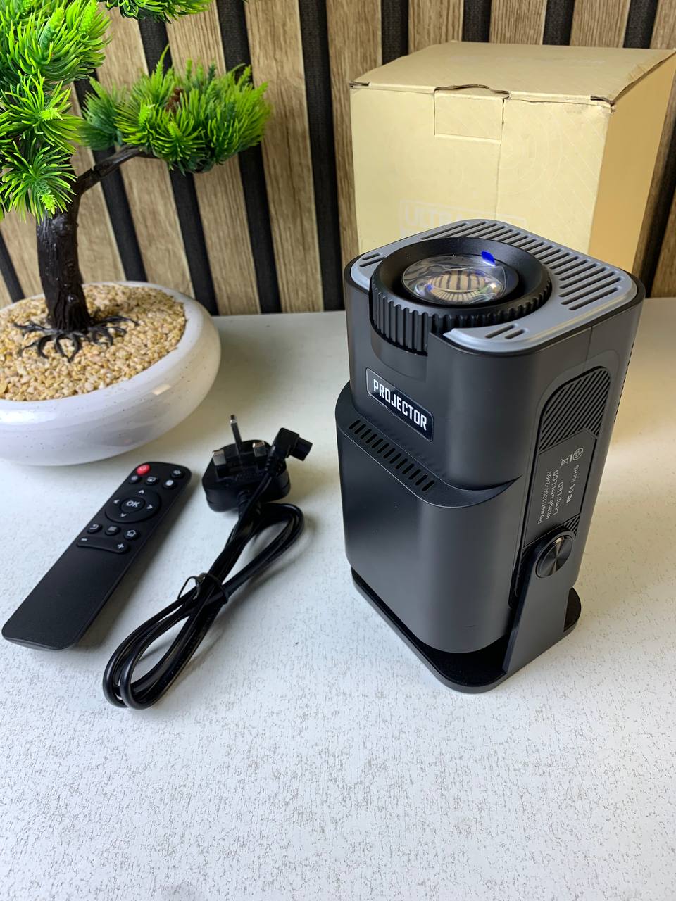 جهاز عرض محمول HY320، دقة Full HD، أندرويد 11، واي فاي 6، بلوتوث 5.0