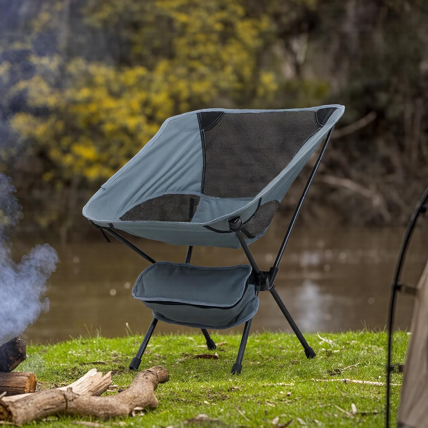 Ultra-lightweight folding camping chair with pouch