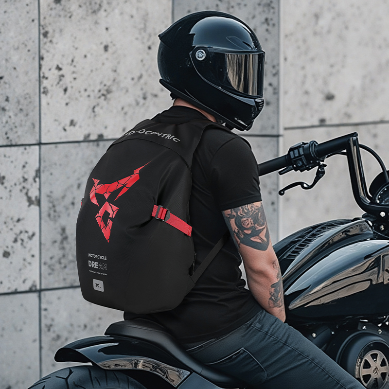 حقيبة ظهر للدراجات النارية من MOTOCENTRIC لخوذة الرأس