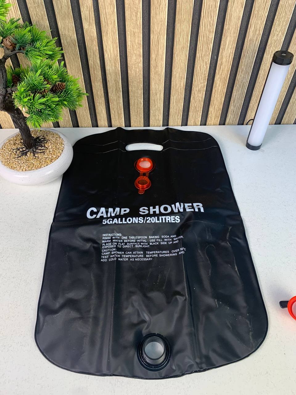 Sac de douche solaire portable 20L avec pommeau interchangeable