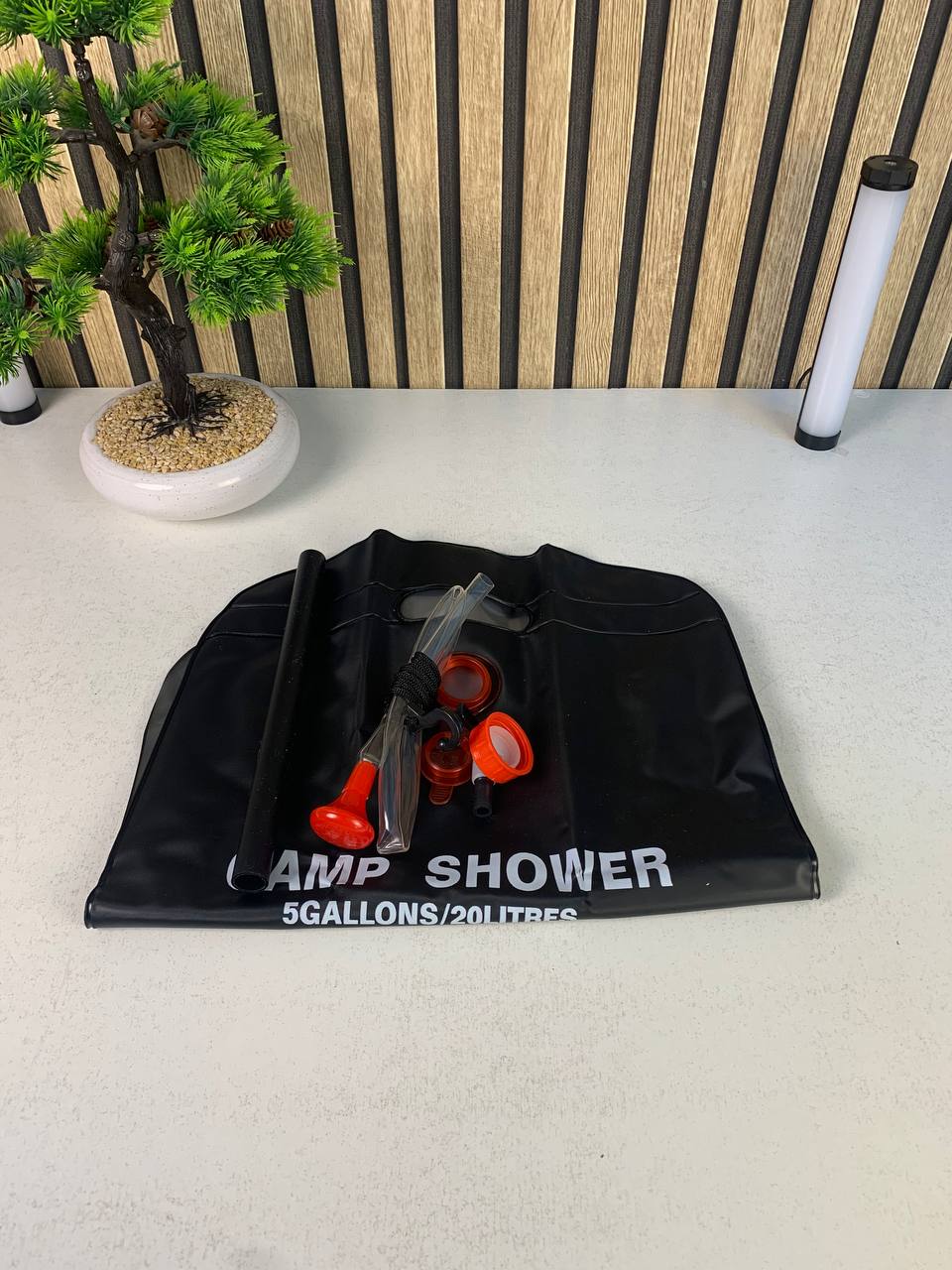 Sac de douche solaire portable 20L avec pommeau interchangeable