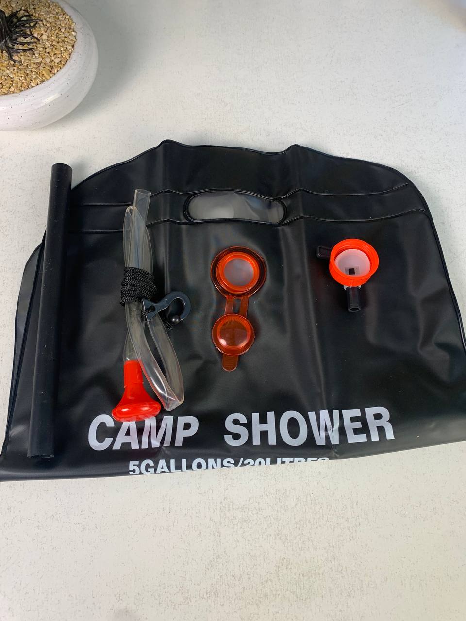 Sac de douche solaire portable 20L avec pommeau interchangeable
