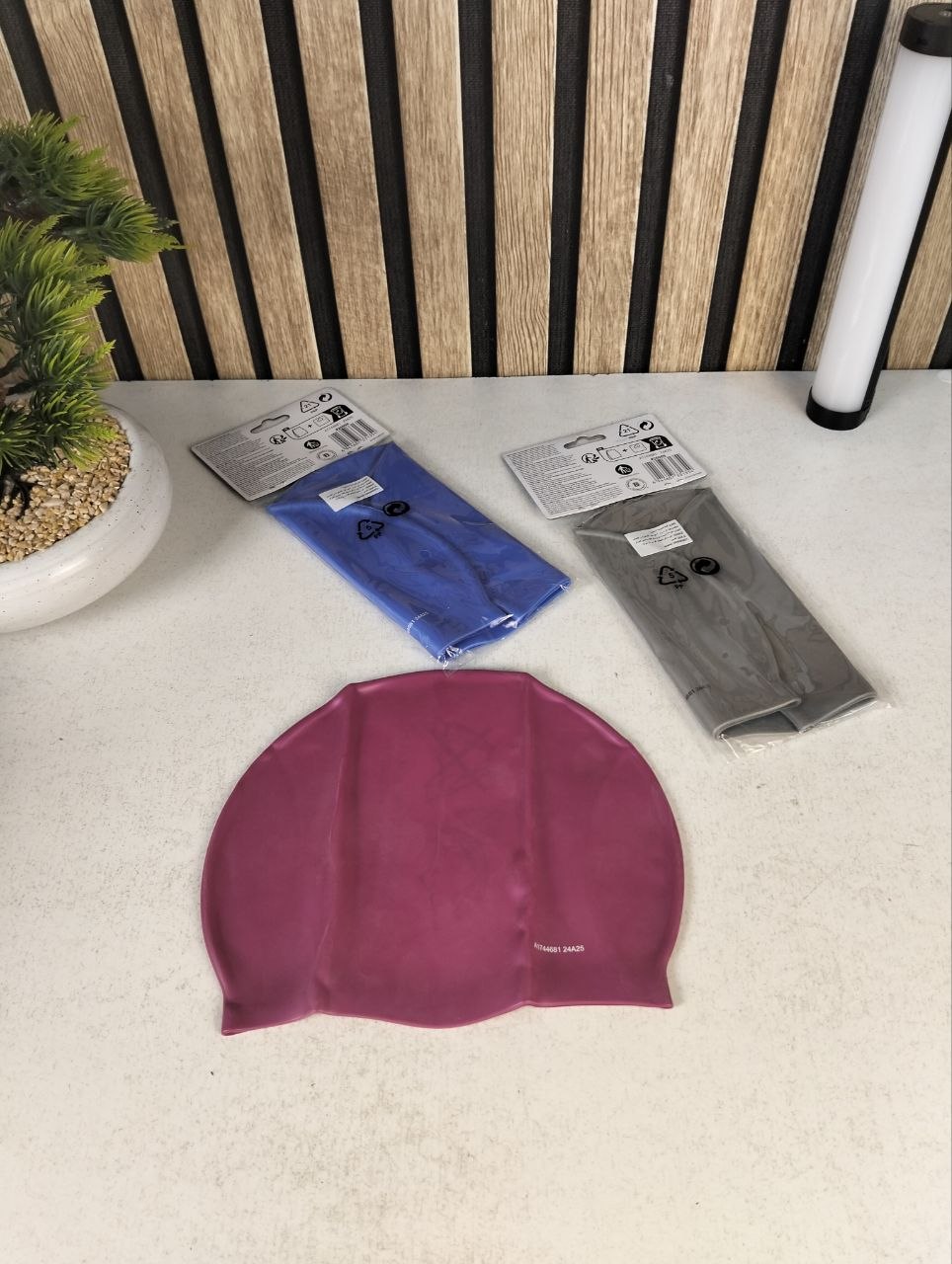 Silicone swim cap for adults