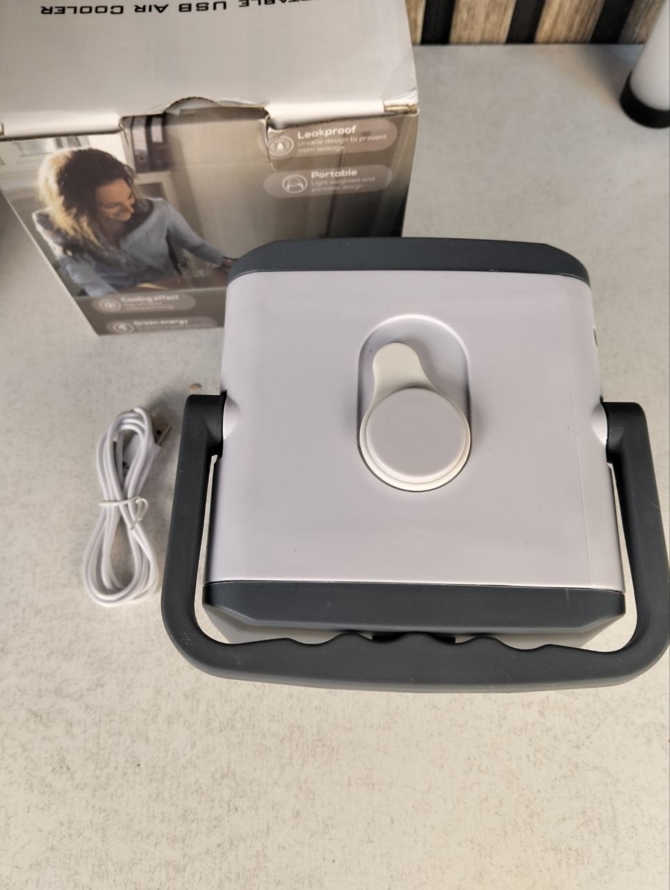 Portable air conditioner with timer and washable filter