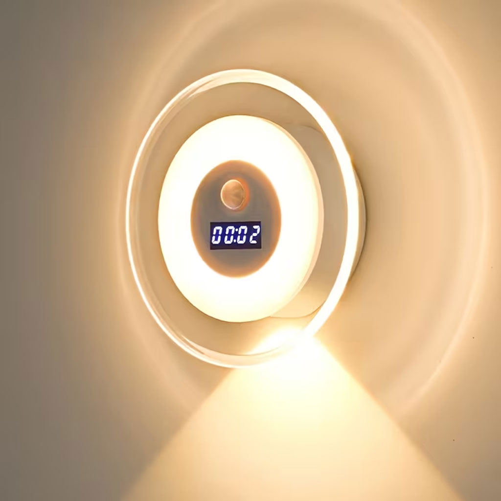 مصباح حائط ذكي LED بمستشعر حركة وشاشة عرض وقت رقمية